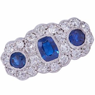 ANTIQUE SAPPHIRE AND DIAMOND 3 CLUSTER RING