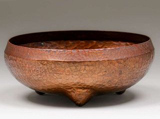 Roycroft Hammered Copper Nut Bowl c1920s