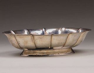 Arts & Crafts Hammered Silver Fruit Bowl c1910s