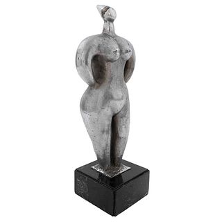 HERIBERTO JUÁREZ, Mujer, Firmada y fechada 78, Escultura en bronce en base de mármol, 60 x 24 x 18 cm medidas totales, Con certificado | HERIBERTO JUÁ