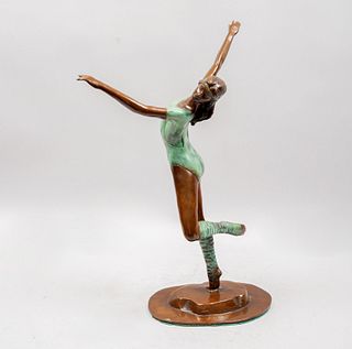 F. CAMACHO. Bailarina. Firmado. Escultura en bronce 08 /25. 53 cm de altura.