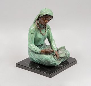 C. BAUTISTA. SXX. Maternidad. Fundición en bronce, 23/25(?). Con base de mármol negro. 24 cm de altura.