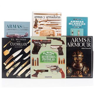 Libros sobre armas. Armas Blancas en España / El Mundo de las Armas Revolveres y Pistolas / El Mundo de los Cuchillos. Pzs: 6.
