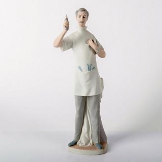 Dentist 1014762 - Lladro Porcelain Figurine