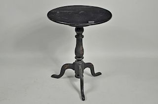 Country Round Top Snake Foot Candlestand
