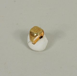 Gentleman's Gold Seal Ring