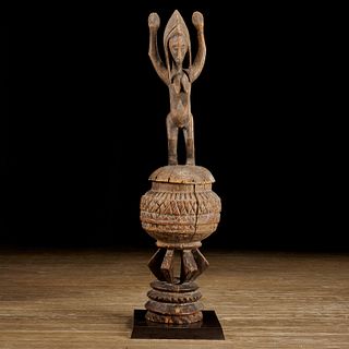 Bambara carved wood lidded box, ex-Michel Anstett
