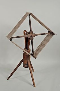 Early Possibly Shaker Turned Wood Wool Winder