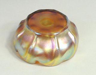 Tiffany Favrile Glass Ribbed Bowl
