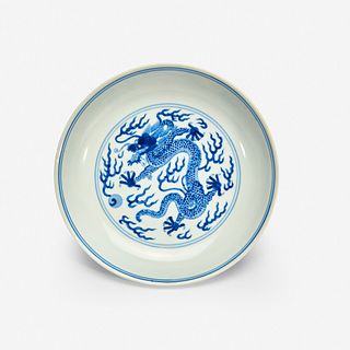 A Chinese blue and white porcelain “Dragon” dish 青花龙纹洗 Qianlong six-character seal mark and of the period 乾隆六字款 清 乾隆
