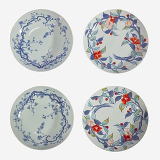 Two pairs of Japanese Nabeshima type porcelain dishes 日本锅岛烧风格瓷碟两对