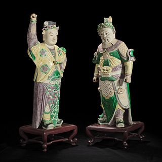 An unusual pair of large Chinese famille-verte decorated porcelain guardians 五彩门神一对 18th century 十八世纪