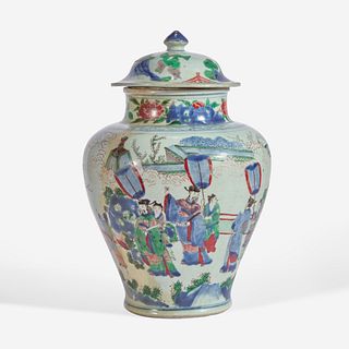 A Chinese wucai-decorated porcelain jar and cover 五彩盖罐 17th century 十七世纪