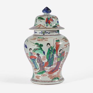 A Chinese wucai-decorated porcelain jar and cover 五彩盖罐 Kangxi period or later 清康熙或更晚