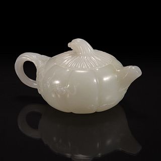 A small Chinese white jade melon-form teapot 瓜形玉茶壶