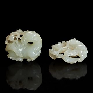 Two Chinese jade pendants 玉佩两件 Qing Dynasty 清