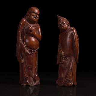 Two Chinese carved bamboo figures 竹雕罗汉和济公一组两件 18th/19th century 十八至十九世纪