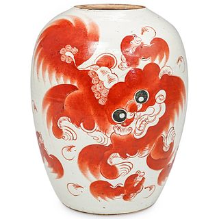 Chinese Foo Dog Porcelain Vase