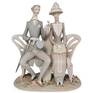 Lladro "Lovers In The Park" Figural Group