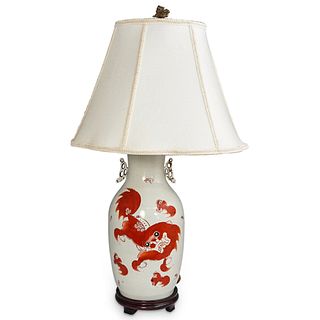 Chinese Foo Dog Porcelain Table Lamp