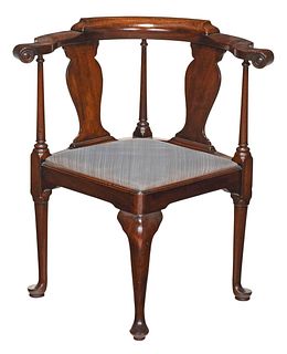 Queen Anne Style Mahogany Corner Chair
