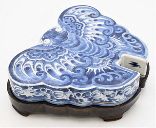 Chinese Blue and White Porcelain Butterfly/Moth Box
large box in the form of a butterfly on wood base
height on base 3 1/2 inches, length 9 inches