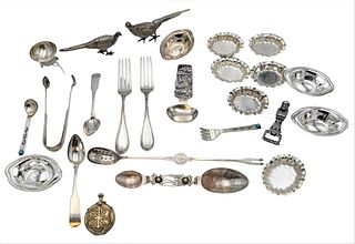 Silver Lot
to include forks, spoons, bottle opener, nut dishes, and two game birds
Southwest, US or Mexico
21.5 t.oz.