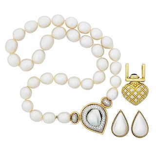 SOUTH SEA PEARL AND DIAMOND ASSEMBLED SUITE