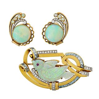 RETRO OPAL AND DIAMOND ASSEMBLED SUITE
