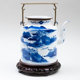 Chinese Blue and White Porcelain Wine Pot and Cover