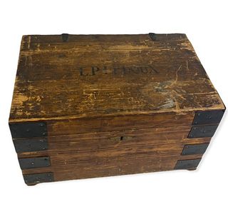Personalized Crate "L.P LEDOUX" for Expedition