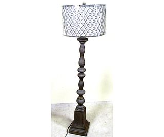 CONTEMPORARY FLOOR LAMP
