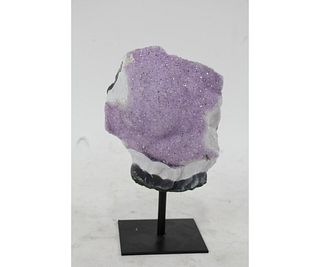 AGATE GEODE ON STAND