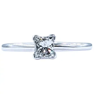 Stunning Solitaire Princess Cut Diamond Engagement Ring