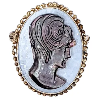 Unique & Beautiful Mother of Pearl Cameo Brooch / Pendant