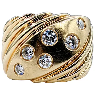 Luxurious Retro Diamond & Gold Cocktail Ring