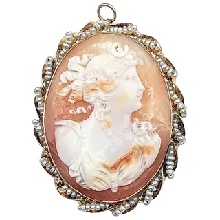 Exquisite Antique Shell & Seed Pearl Cameo