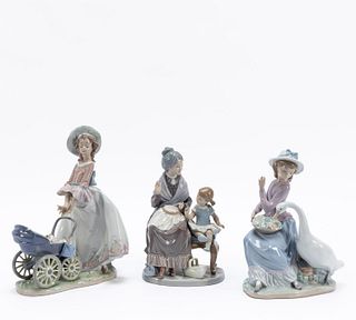 LLADRO, COLLECTION OF THREE PORCELAIN FIGURES