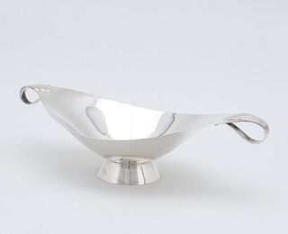 TIFFANY & CO. STERLING SILVER CENTERPIECE, 1952