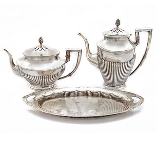 .800 Continental Sterling Tea and Coffee Pots