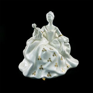 Antoinette HN2326 - Royal Doulton Figurine