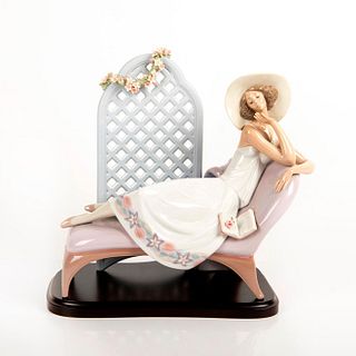 Garden Dreams 1007634 LTD - Lladro Porcelain Figurine