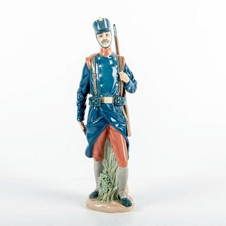 Spanish Soldier 1005255 - Lladro Porcelain Figurine