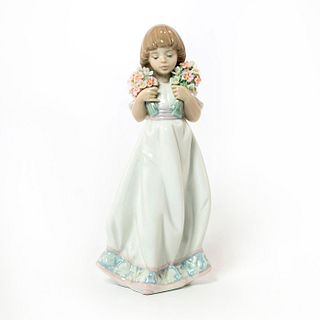 Spring Bouquets 1007603 - Lladro Porcelain Figurine