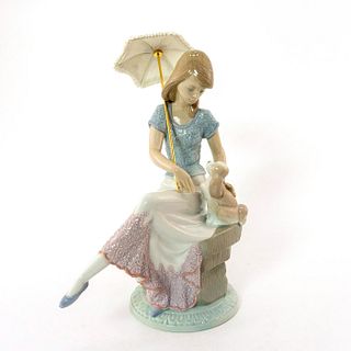 Picture Perfect 1007612 - Lladro Porcelain Figurine