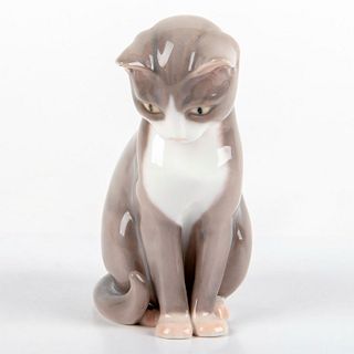 Bing And Grondahl Porcelain Figurine, Cat 1876