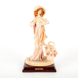 Capodimonte Bruno Merli Figurine, Lady With Flowers