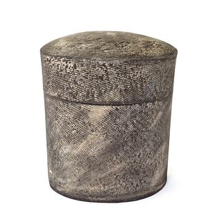 Oval Box with Mill Wall Texture