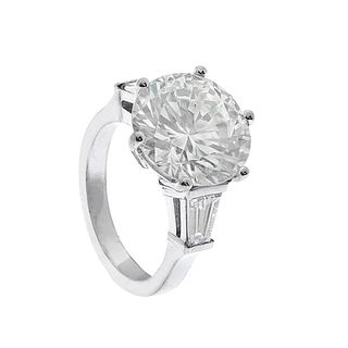 Solitaire ring in 18kt white gold with a diamond