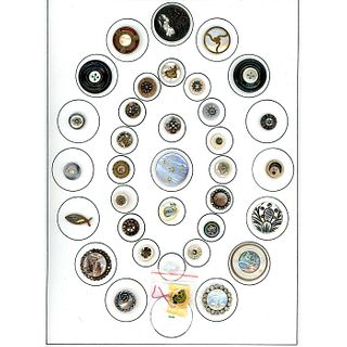 A CARD OF ASSORTED DIV 1 AND 3 PEARL BUTTONS